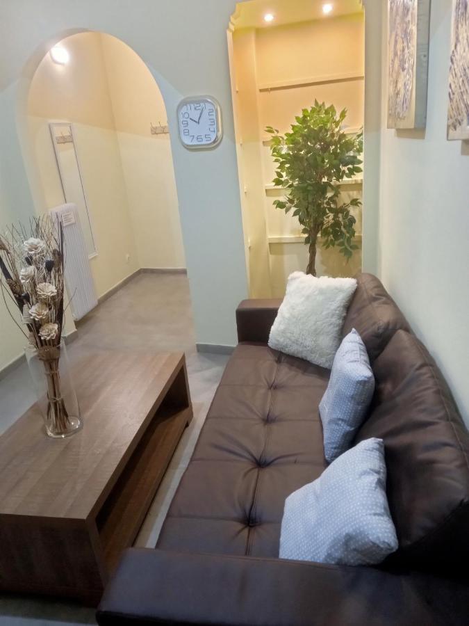 Koukaki-Acropolis Roomy With A Private Veranda Apt. Athen Exterior foto