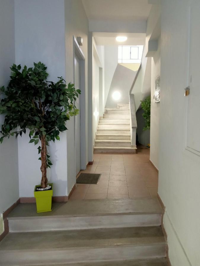 Koukaki-Acropolis Roomy With A Private Veranda Apt. Athen Exterior foto