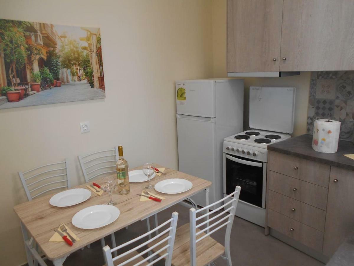 Koukaki-Acropolis Roomy With A Private Veranda Apt. Athen Exterior foto