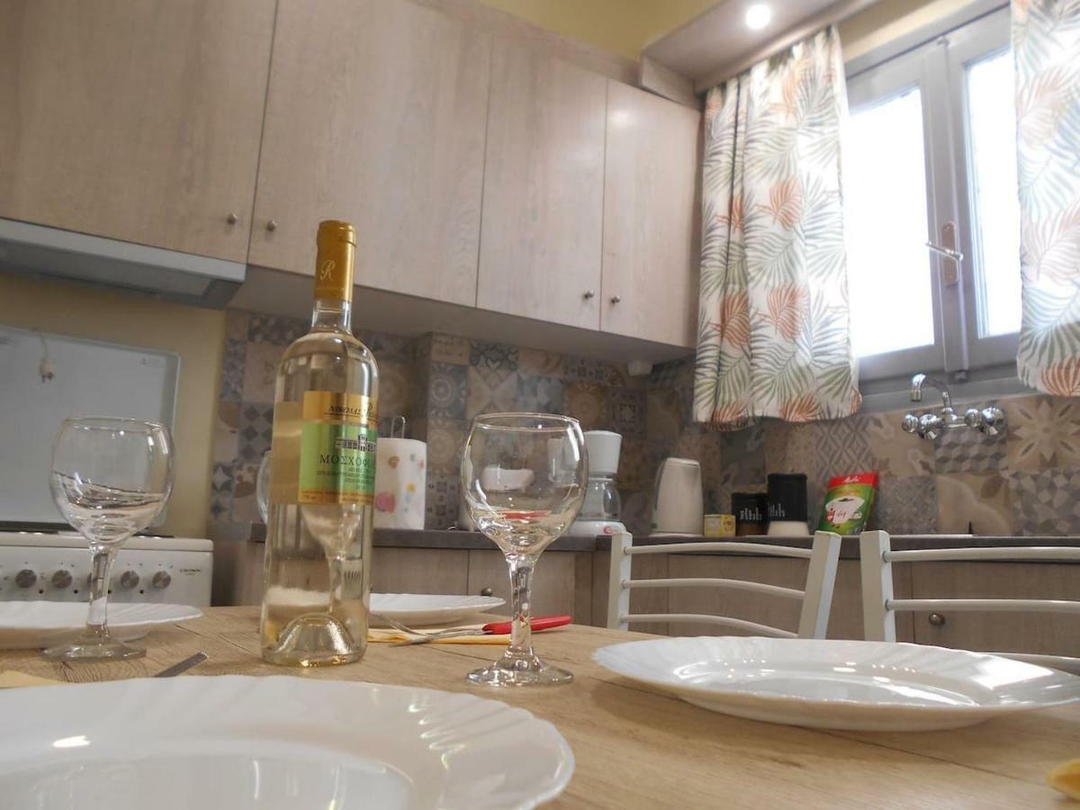Koukaki-Acropolis Roomy With A Private Veranda Apt. Athen Exterior foto